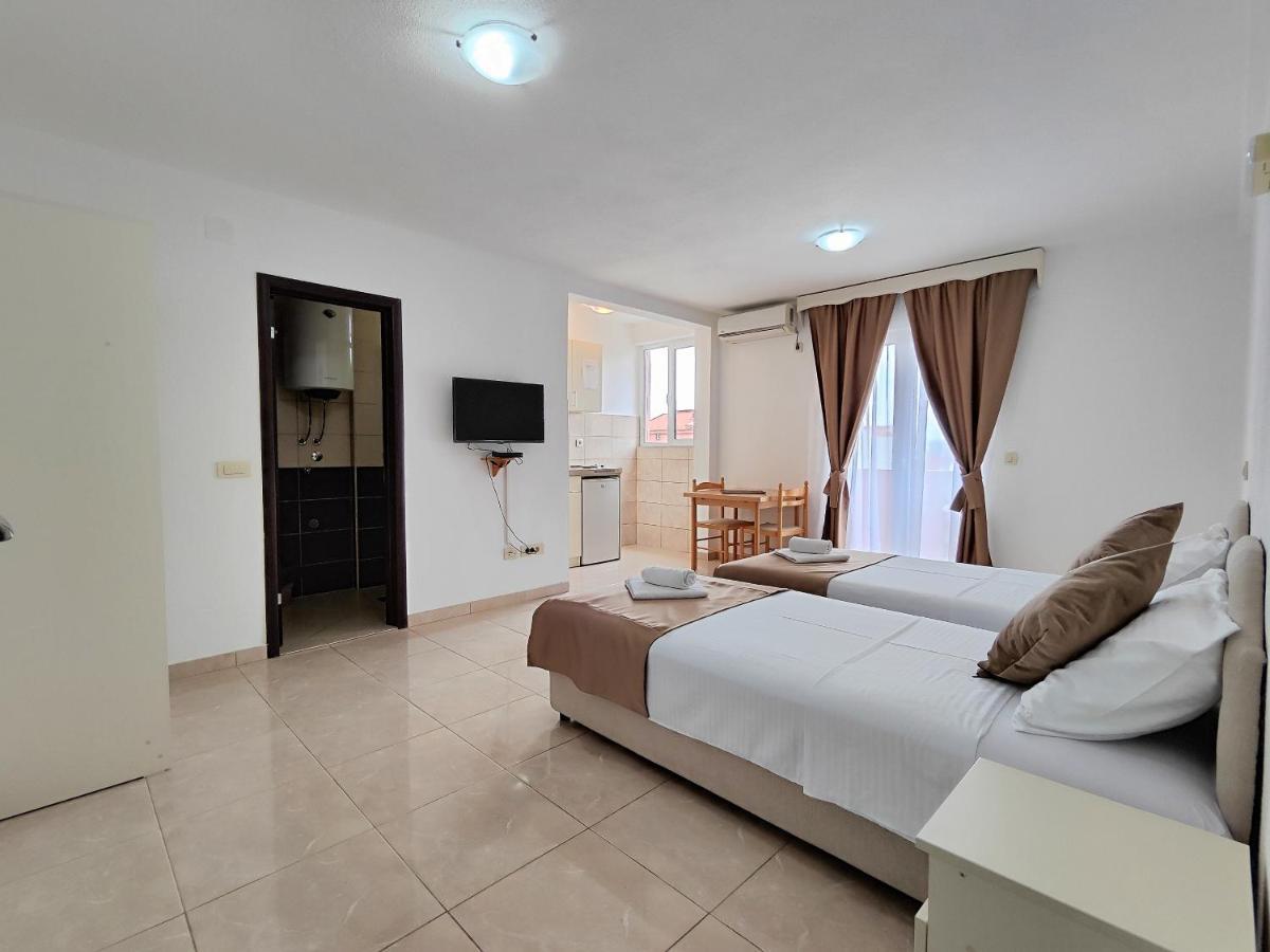 Villa Hera Budva Luaran gambar