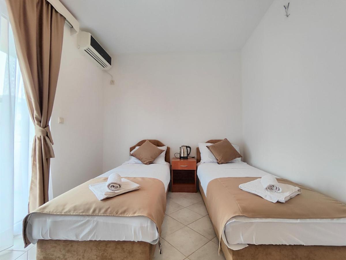Villa Hera Budva Luaran gambar
